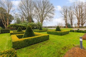 Photo 29- click for photo gallery